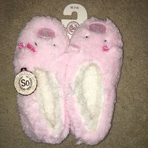 Pig fuzzy slippers